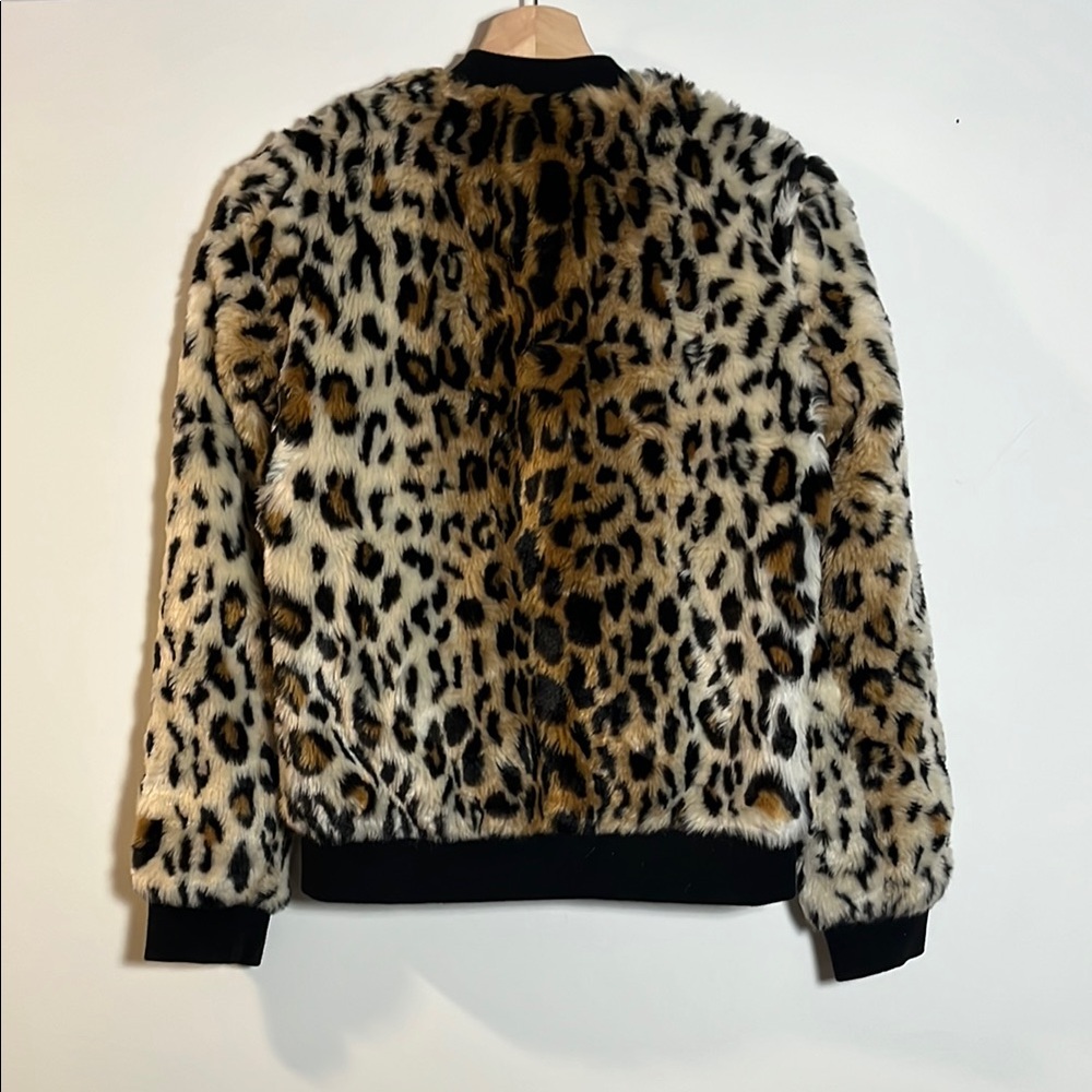 urbancode London Leopard Print Faux Fur Jacket - Picture 3 of 7